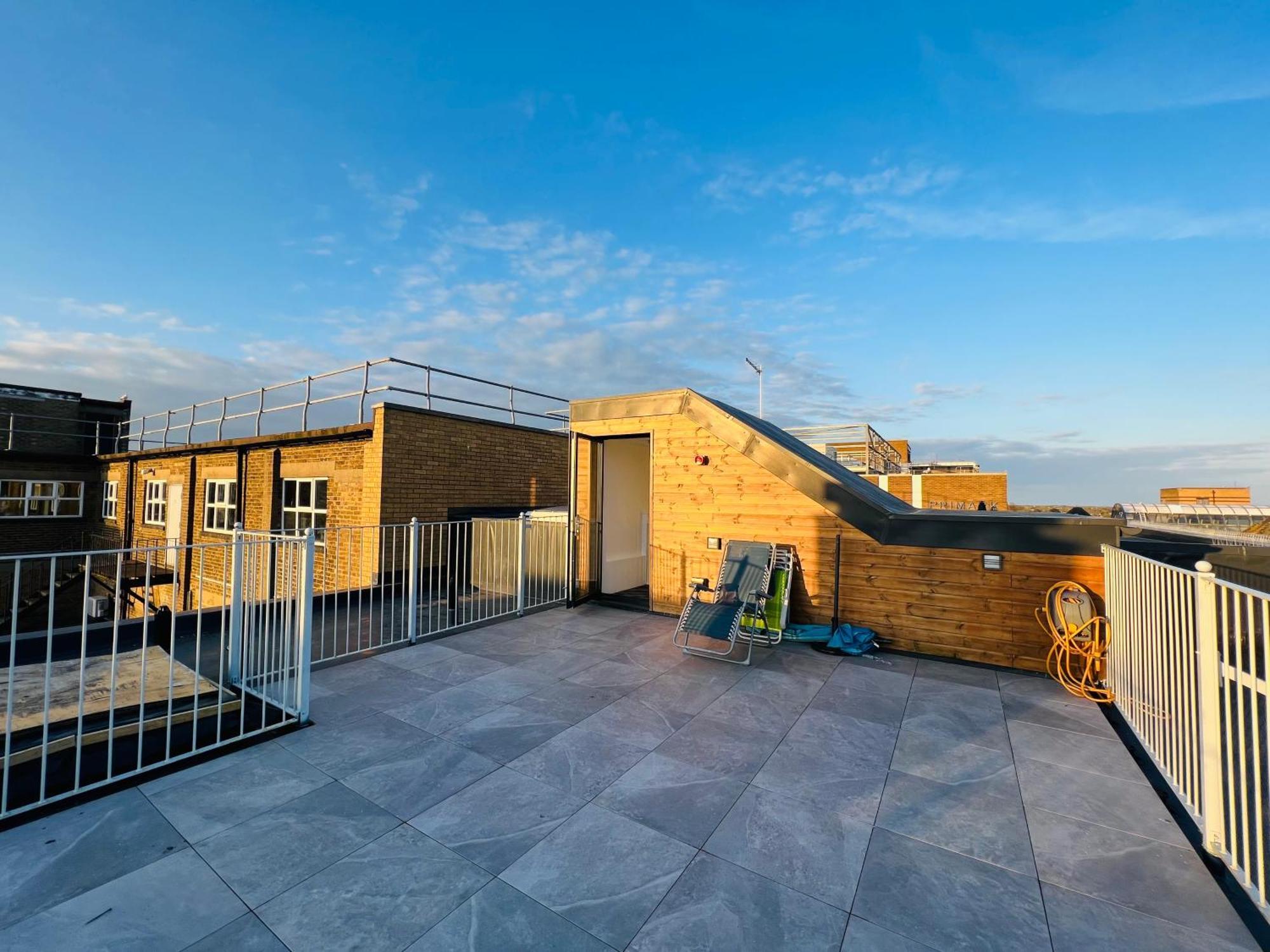 Stunning New Penthouse Apartment Southend-on-Sea Exterior foto